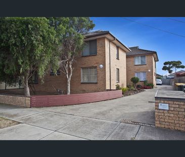 2/16 Tulloch Street, Deer Park, Vic 3023 - Photo 6