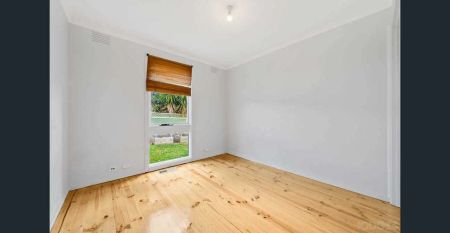 “Spacious Family Living in a Quiet Wyndham Vale Pocket” - Photo 5