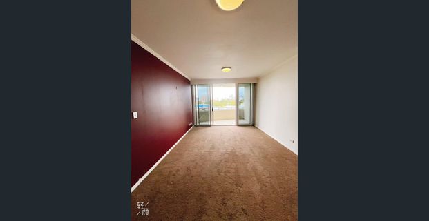 Close to all amenities including local restaurants, cafe's and shops including Coles supermarket! Available From 01/12/2025 To 05/02/2026. - Photo 1