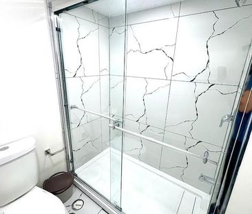 For Lease - 50 Harbourtown Crescent, Brampton, Ontario - Photo 5