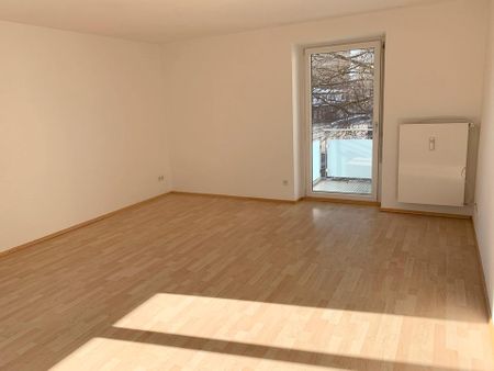 Helle, geräumige 3-Zimmerwohnung im 2.OG in Geretsried-Süd - Photo 2
