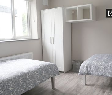 Bed in shared 4-bedroom flat for rent in Whitehall, Dublin - Photo 3