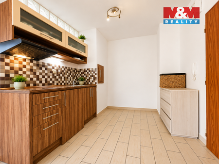 Pronájem bytu 1+kk a garsoniéry 28 m² - Fotografie 3
