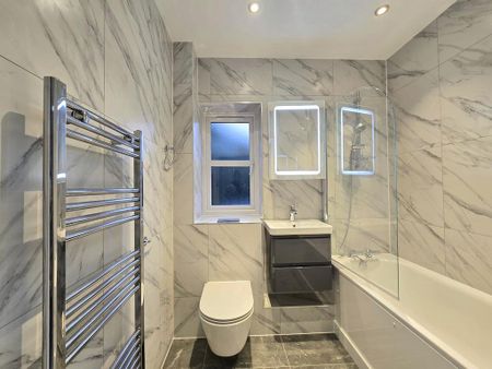 2 bedroom flat to rent - Photo 4