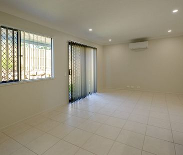 Spacious Townhouse Available Now! - Photo 5