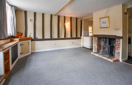 2 bedroom semi-detached house to rent - Photo 4