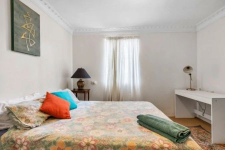 Stunning & Spacious - 3 Bedrooms, 2 Bathrooms plus So Much More! - Photo 4