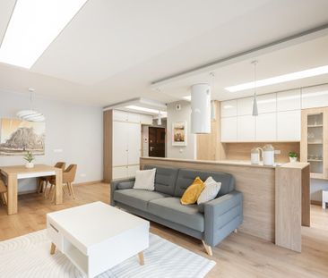 Komfortowe 2 -pokojowe mieszkanie| 55 m2| taras | Kępa Mieszczańska - Photo 1