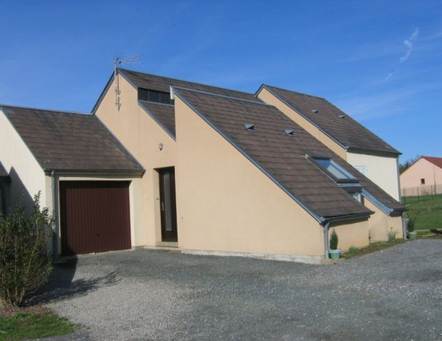 Location Maison 4 pièces 103 m² Méobecq - Photo 1
