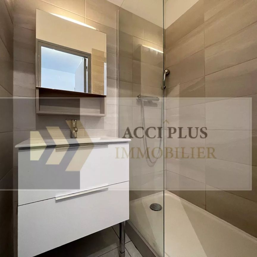 Location Appartement 1 pièce 23m² NIMES 30000 - Photo 2