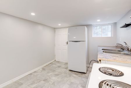 For Lease - 47 Harvey Street Unit# Bsmt, Hamilton, Ontario - Photo 3