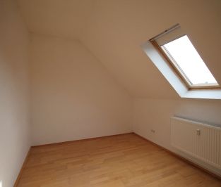 4 Zimmer Dachgeschoss Wohnung in Abbesbüttel - Foto 2