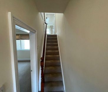 2 bedroom property to rent - Photo 3