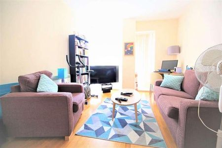 Axminster Road, London, N7 - Photo 2