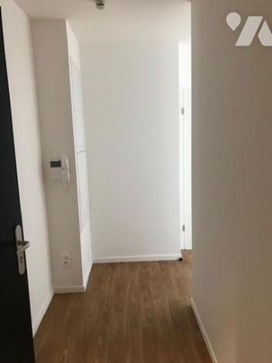 TOURS SUD DANS LE PARC GRANDMONT - RESIDENCE RECENTE AVENUE DU CHANOINE CARLOTTI - Photo 1