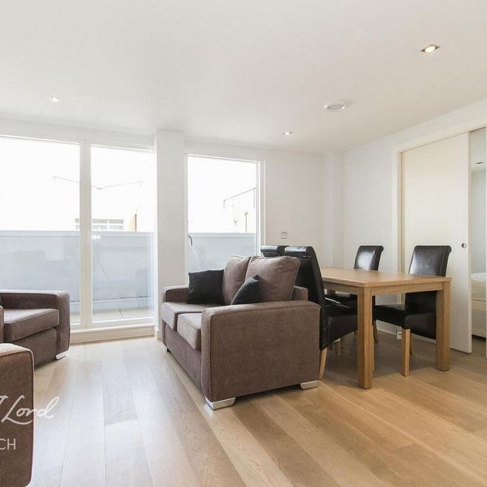 2 bedroom flat to rent - Photo 1