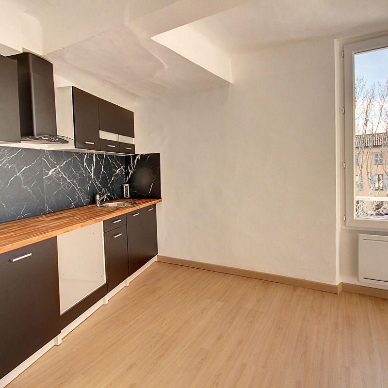 À LOUER - EN EXCLUSIVITÉ A SALERNES - DUPLEX DE 70m² + STUDIO DE 13,48m² - Photo 1