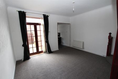2 bedroom terraced house to rent - Photo 2