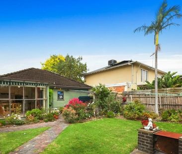 Comfortable Living in a Great Location! - Photo 4