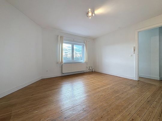 Goed gelegen 1-slpk appartement nabij Sint-Pieterstation - Foto 1