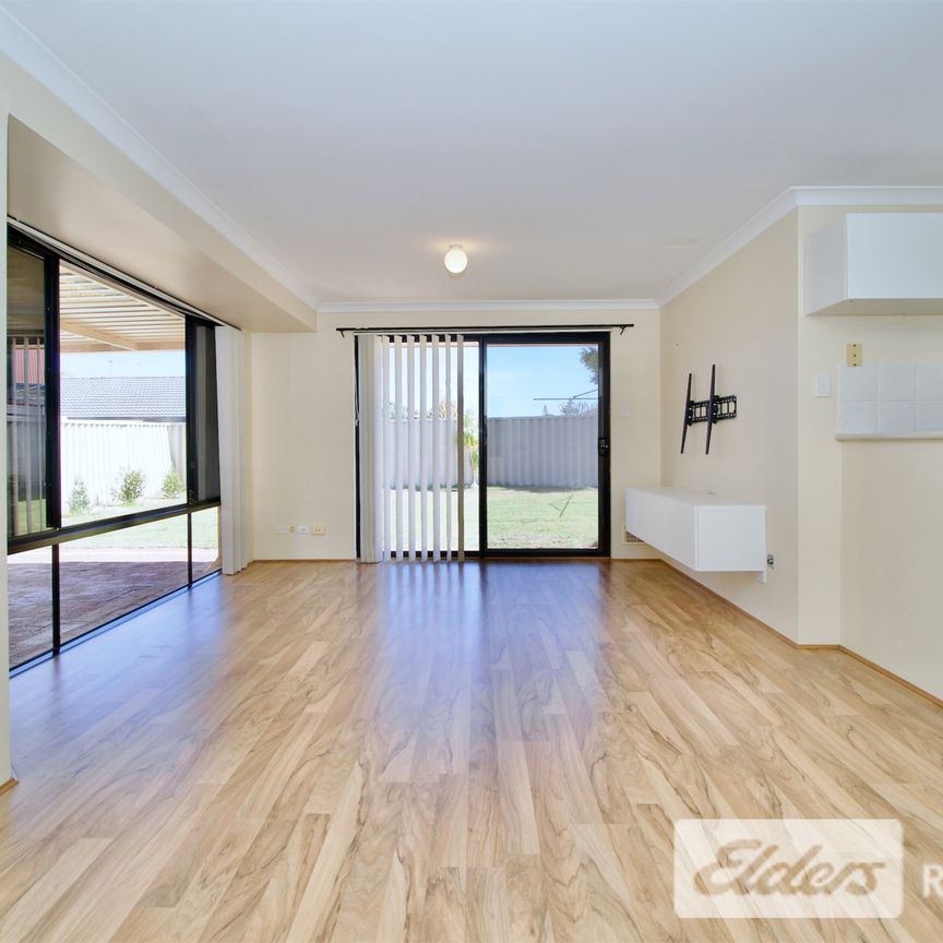 29 Trafalgar Gardens - Photo 1