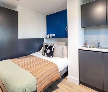 Studio to rent - Photo 2