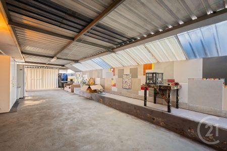 Prime Location & Endless Outdoor Features! - Photo 3