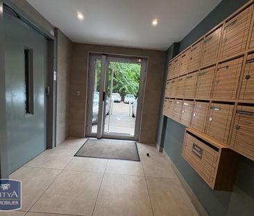 Location Appartement 1 pièce 27m² ST EGREVE 38120 - Photo 1