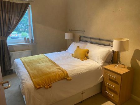 2 bedroom flat to rent - Photo 3