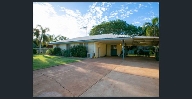 Fully Fenced Brick Home - Photo 1