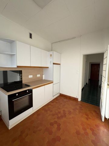 Location Appartement 3 pièces 87m² BREST 29200 - Photo 5