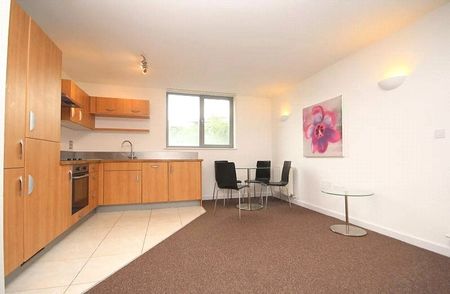2 bedroom apartment to rent - Photo 4