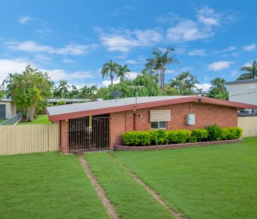 Family, functionality and Fun - Photo 1