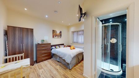 Studio to rent - Photo 2