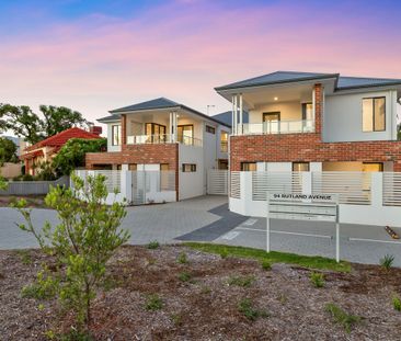 Low-Maintenance Living in a Secure Boutique Complex - Photo 5