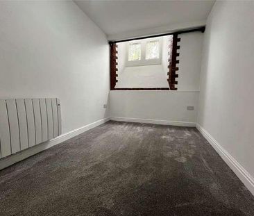 Garth Road, Bangor, Gwynedd, LL57 - Photo 1