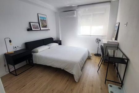 Avenida Sánchez Pizjuan, Sevilla, Andalusia 41009 - Photo 3