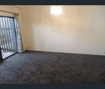 9/9 Waverley Road, Taringa, Qld 4068 - Photo 3