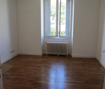 Location Appartement 28m² USSEL 19200 - Photo 1
