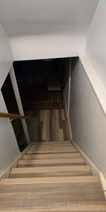 104 Cottonwood Drive E - Photo 3