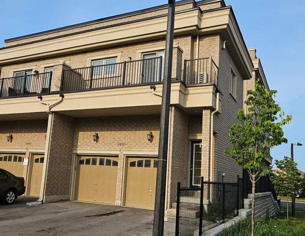 UPPER - 9430 BAYVIEW AVENUE — 1 Bedroom - Photo 1