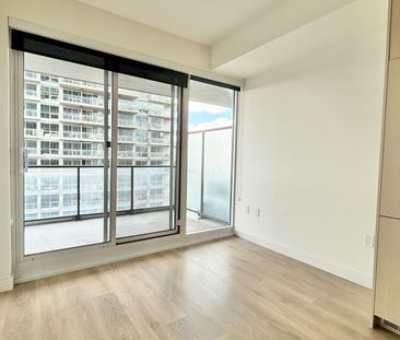 For Lease - 85 Mcmahon Drive Unit# 1507, Toronto, Ontario - Photo 6