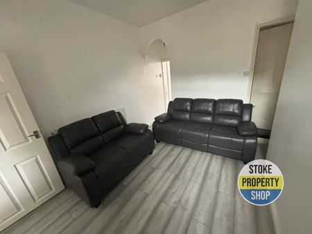 Darnley Street, Stoke-on-Trent - Photo 2