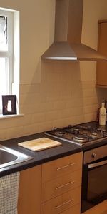 Woodfield Street, Morriston, SA6 8AL - Photo 3