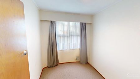 City Centre - 2 Bedrooms - Photo 5