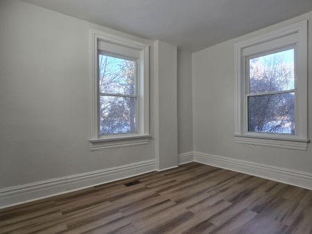 For Lease - 22156 Leslie Street, East Gwillimbury, Ontario - Photo 5