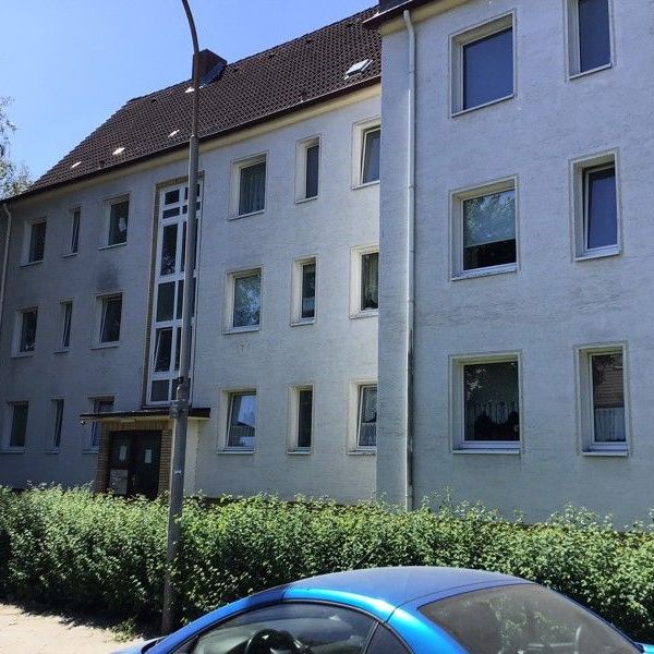 Hier lässt es sich aushalten: sanierte 3-Zi.-Wohnung, sofort anmietbar. - Foto 1