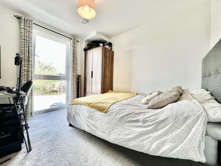 2 bedroom apartment to rent - Photo 4