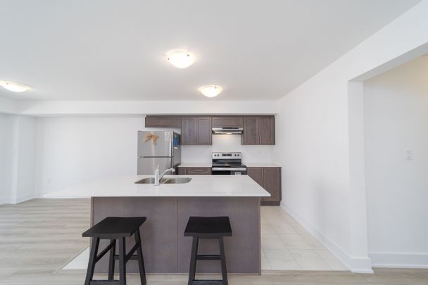 For Lease - 32 Wagon Lane Unit# 5, Barrie, Ontario - Photo 1