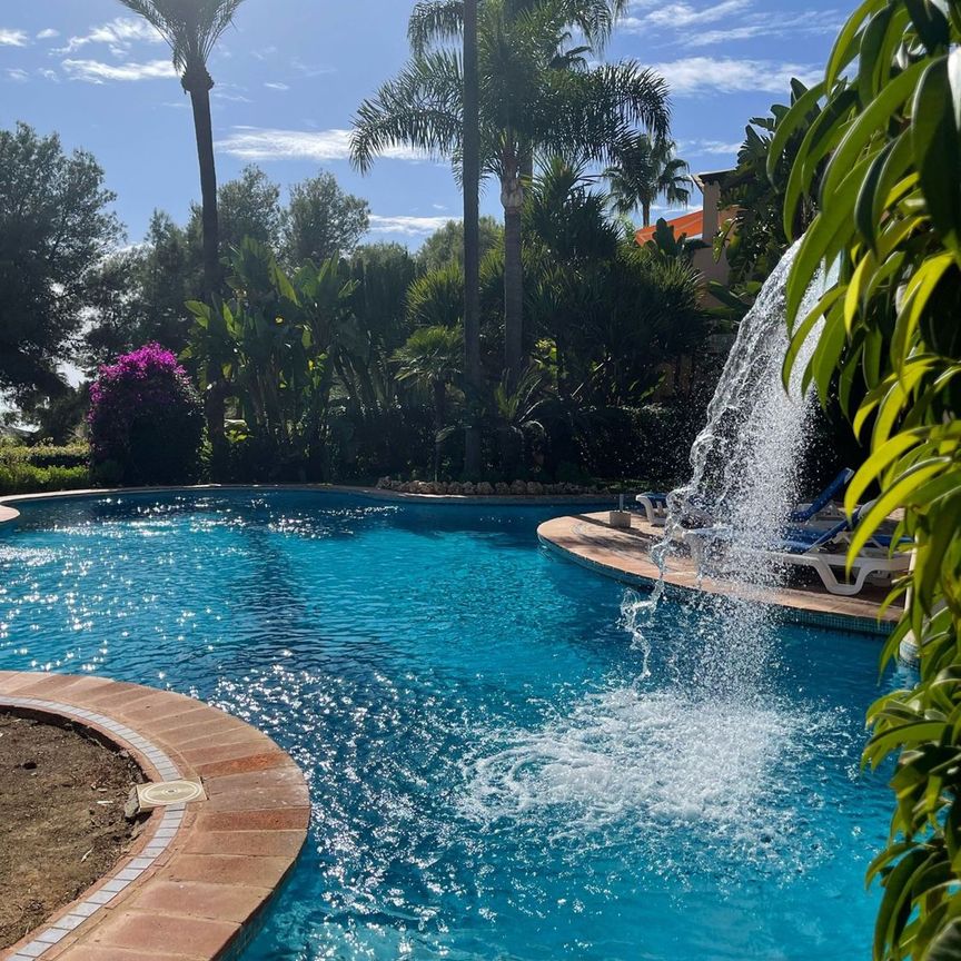 Alquiler de piso en Calle Wagner, 1 - Photo 1